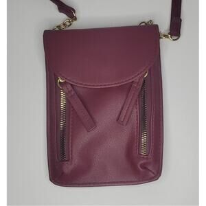 Time And Tru Clutch Wallet/Wrist cross body bangle handle Party purse color wine